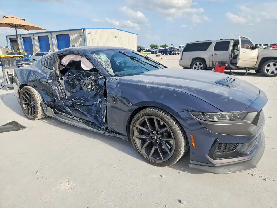 2024 FORD MUSTANG DARK HORSE  