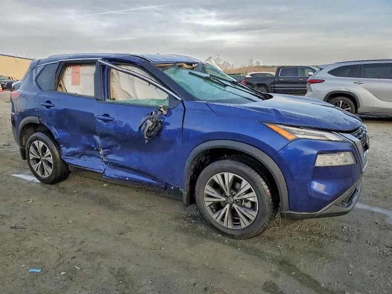 2021 NISSAN ROGUE SV  