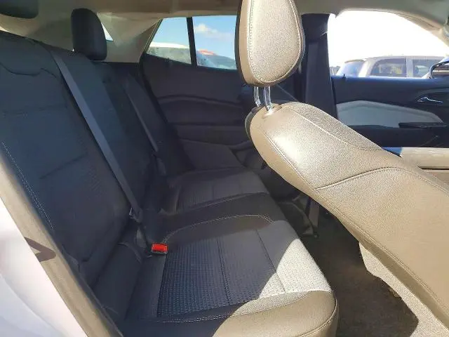 2025 CHEVROLET TRAX 1LT  