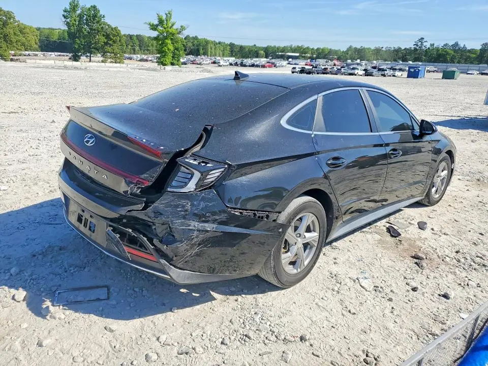 2021 HYUNDAI SONATA SE  