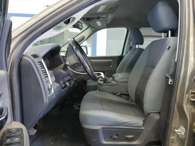 2015 RAM 1500 SLT  