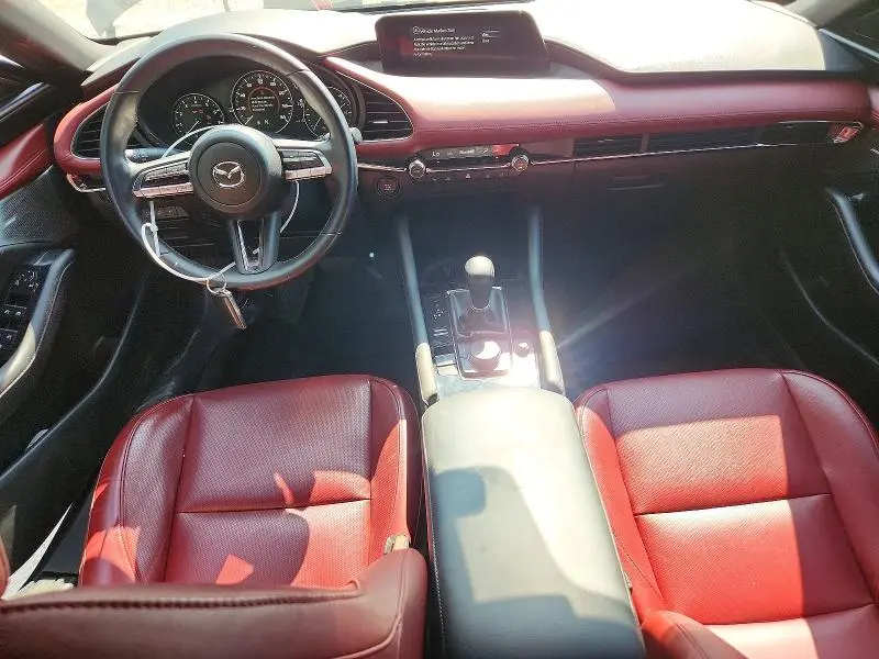 2021 MAZDA 3 PREMIUM  