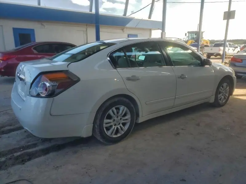 2010 NISSAN ALTIMA BASE  