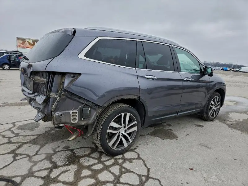 2018 HONDA PILOT TOURING  
