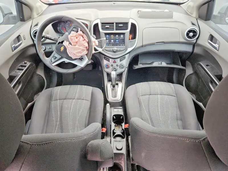 2018 CHEVROLET SONIC LT  
