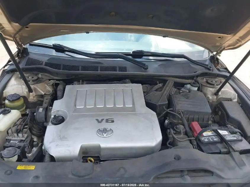 2010 TOYOTA CAMRY XLE V6