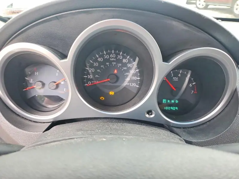 2010 CHRYSLER SEBRING LIMITED  