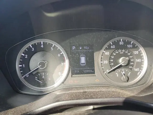 2020 HYUNDAI SANTA FE SE  