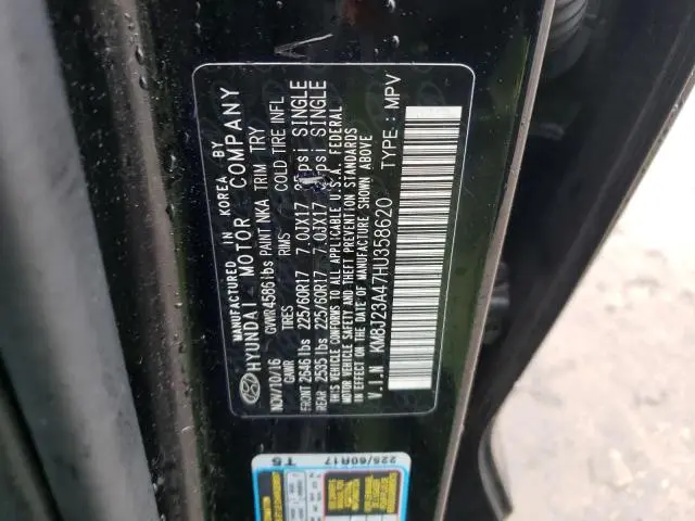 2017 HYUNDAI TUCSON SE  