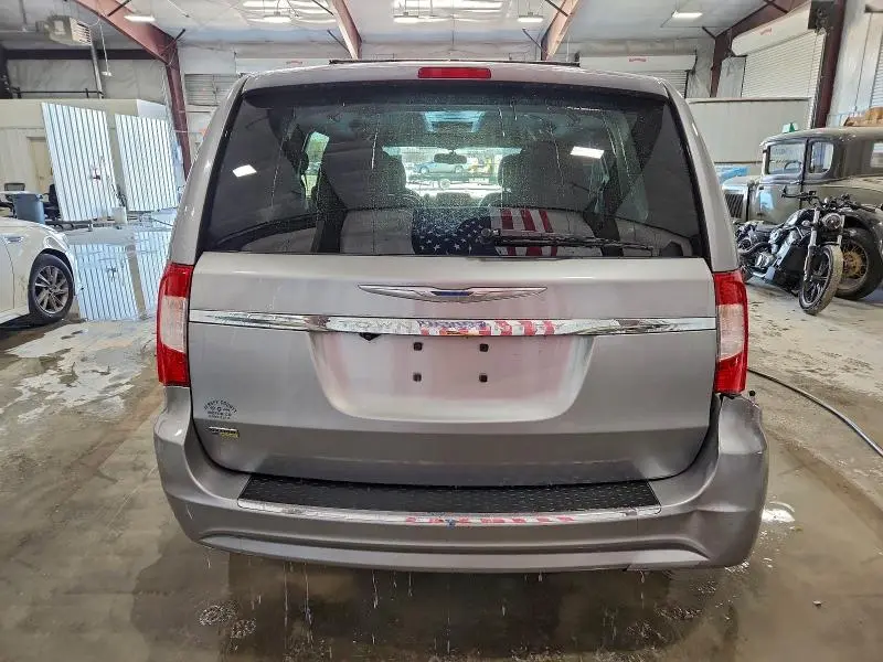 2013 CHRYSLER TOWN & COUNTRY TOURING  