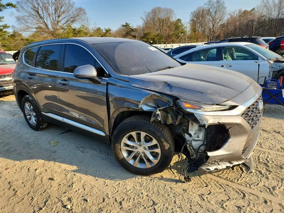 2019 HYUNDAI SANTA FE SE 2.4L  