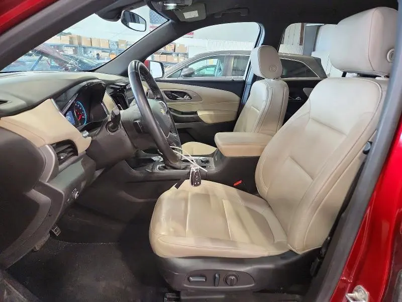 2023 CHEVROLET TRAVERSE LT  