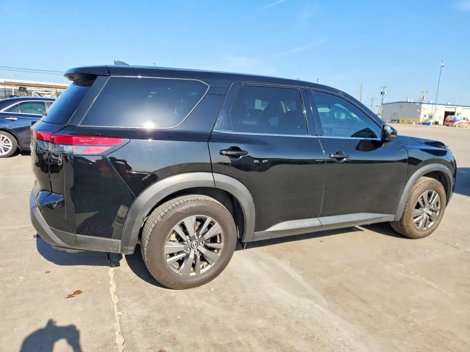 2022 NISSAN PATHFINDER S  