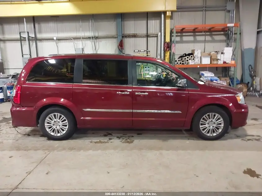 2012 CHRYSLER TOWN & COUNTRY LIMITED