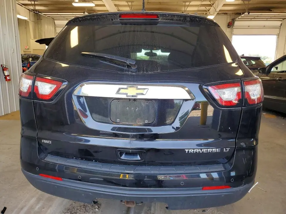 2016 CHEVROLET TRAVERSE LT  