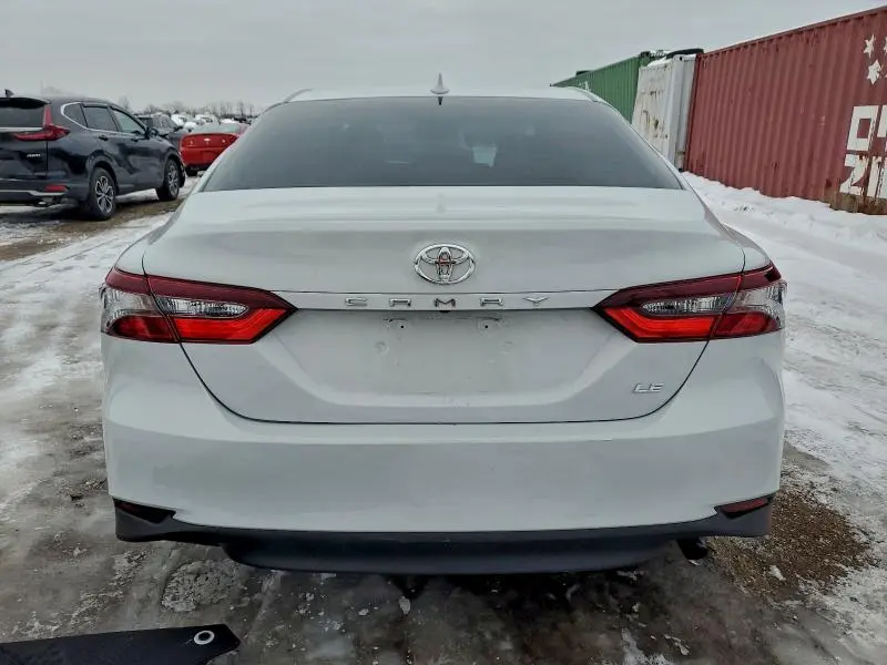 2022 TOYOTA CAMRY LE  