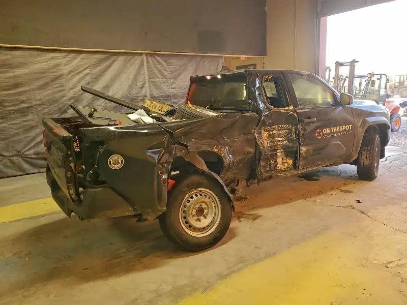 2024 TOYOTA TACOMA XTRACAB  