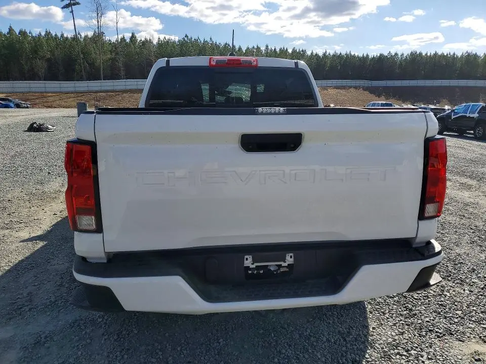 2024 CHEVROLET COLORADO LT  