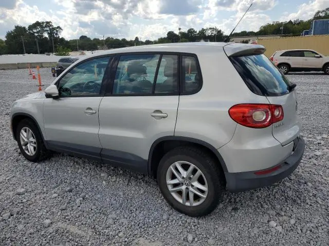 2011 VOLKSWAGEN TIGUAN S  