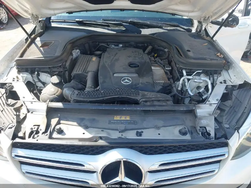 2017 MERCEDES-BENZ GLC 300 4MATIC