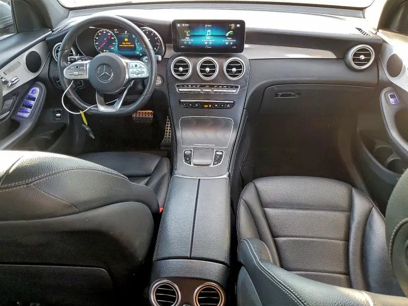 2020 MERCEDES-BENZ GLC 300  