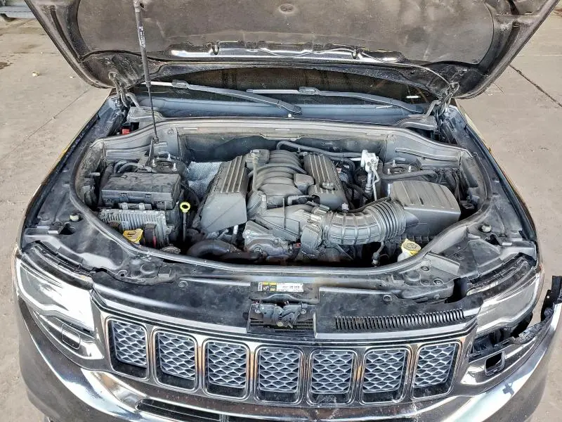 2017 JEEP GRAND CHEROKEE SRT-8  