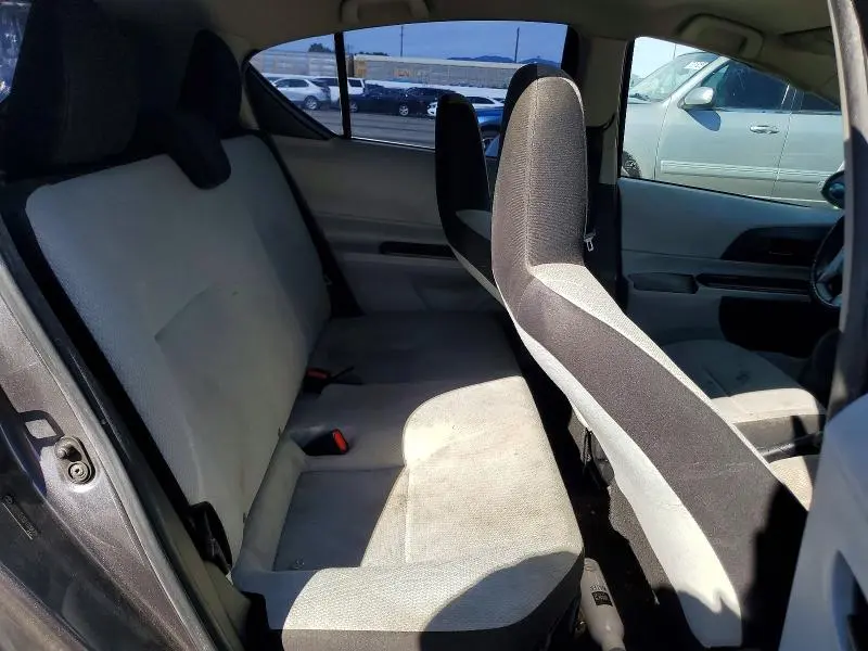 2013 TOYOTA PRIUS C ONE  