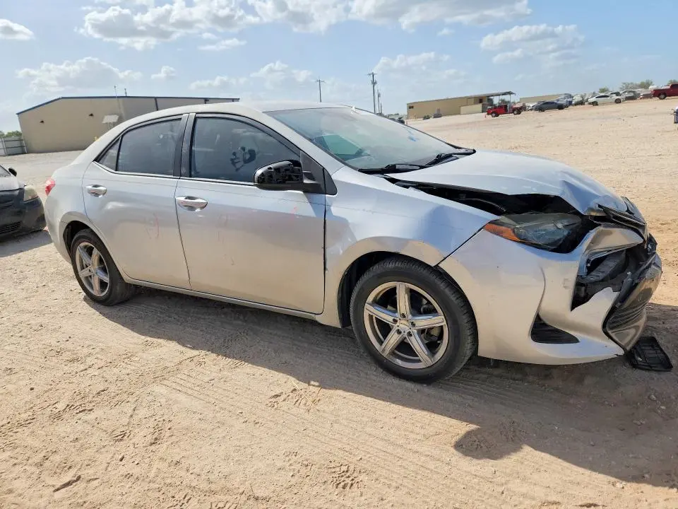 2019 TOYOTA COROLLA LE  