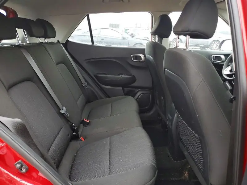 2025 HYUNDAI VENUE SE  