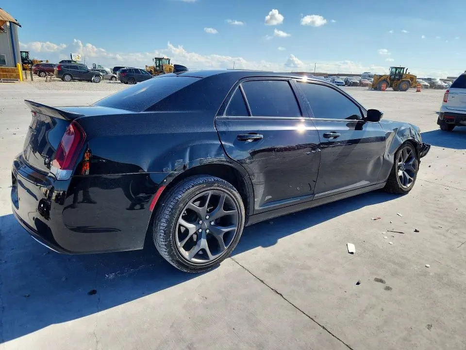 2021 CHRYSLER 300 S  