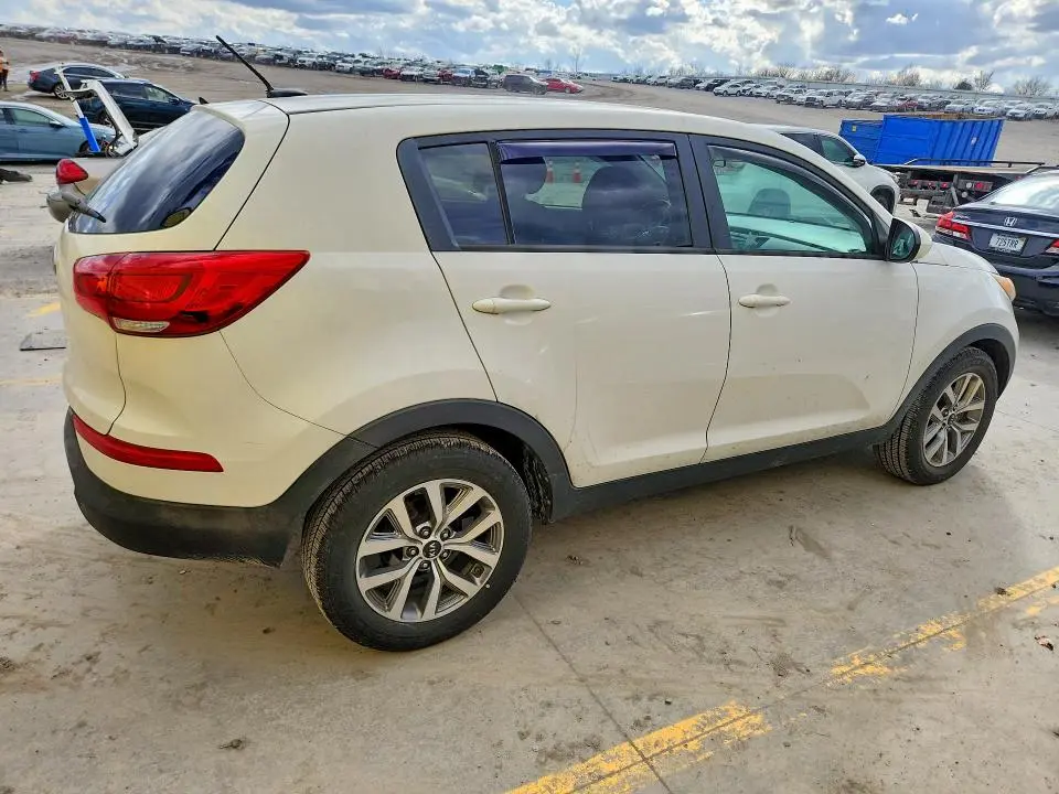 2016 KIA SPORTAGE LX  