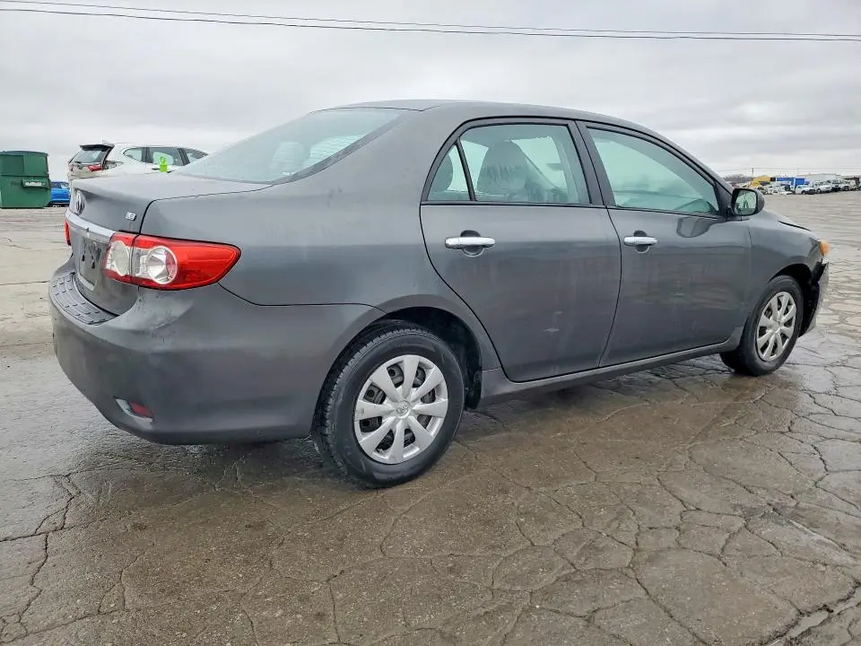 2011 TOYOTA COROLLA LE  