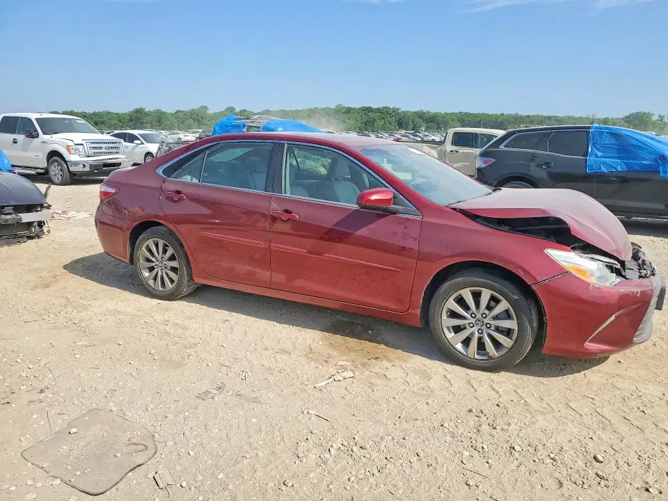 2017 TOYOTA CAMRY XLE  