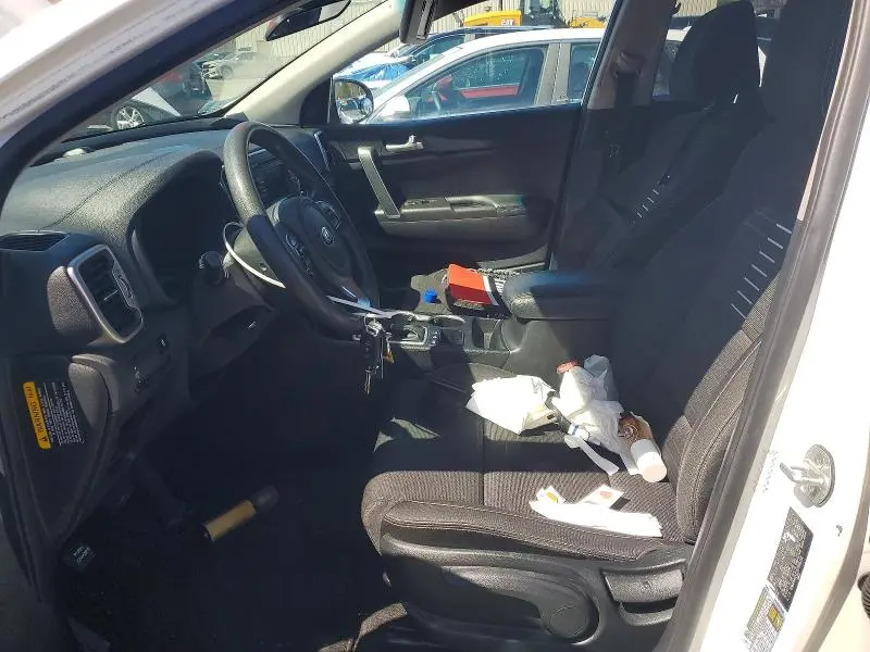 2018 KIA SPORTAGE LX  