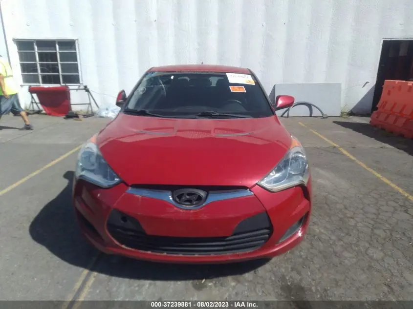 2013 HYUNDAI VELOSTER W/BLACK INT