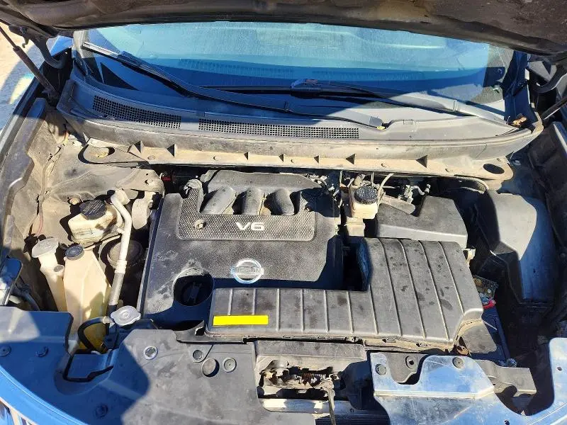 2010 NISSAN MURANO S  