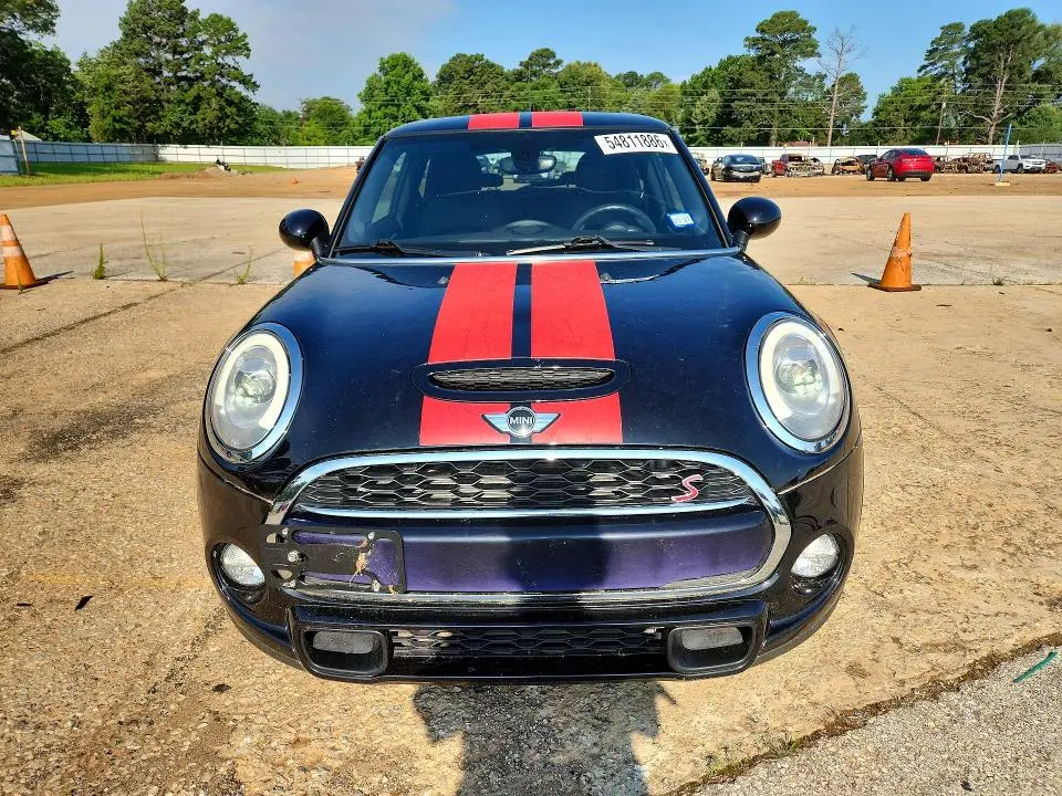 2017 MINI COOPER S  