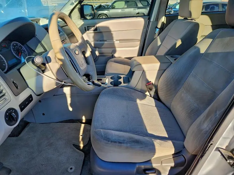 2010 FORD ESCAPE XLT  