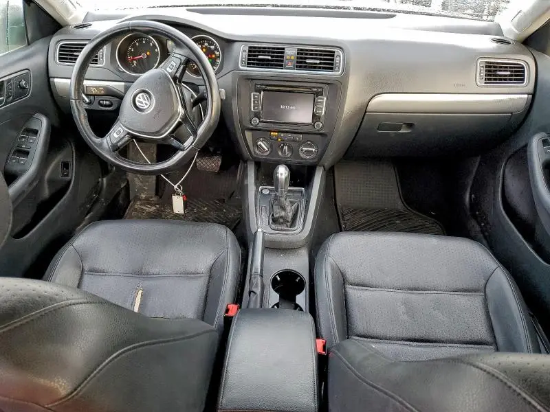 2015 VOLKSWAGEN JETTA SE  