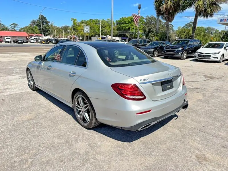 2017 MERCEDES-BENZ E 300  
