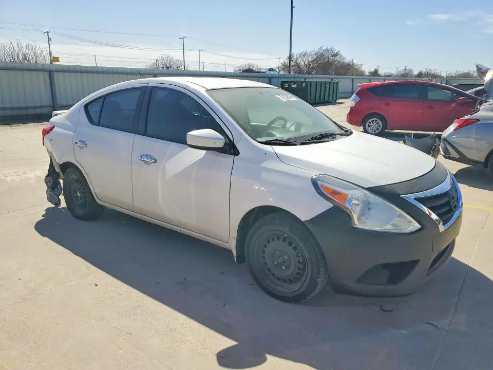 2015 NISSAN VERSA S  