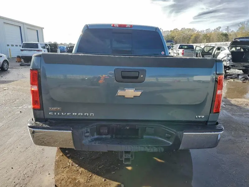 2010 CHEVROLET SILVERADO C1500 LTZ  