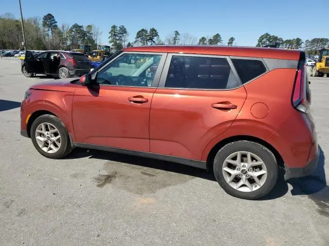 2023 KIA SOUL LX  