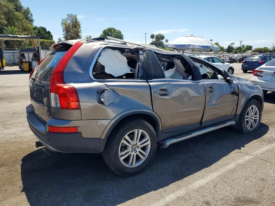 2011 VOLVO XC90 3.2  