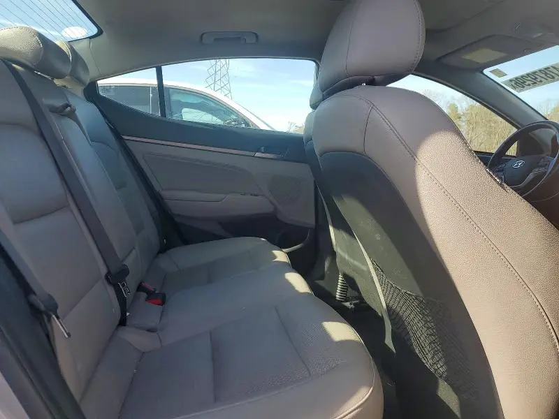 2017 HYUNDAI ELANTRA LIMITED  