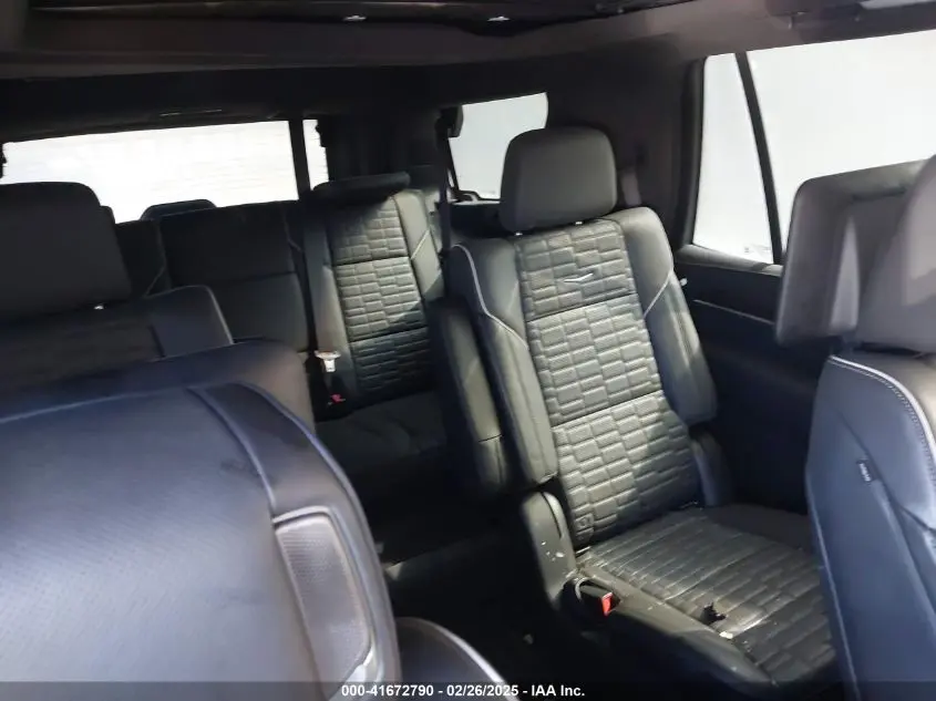 2023 CADILLAC ESCALADE 4WD SPORT PLATINUM
