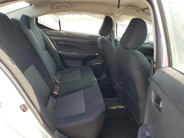 2024 NISSAN VERSA S  