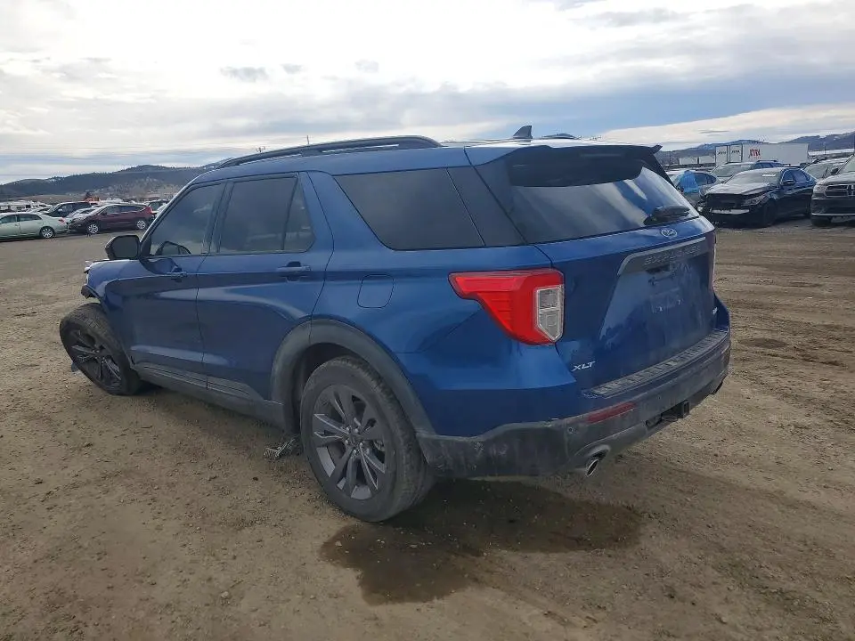 2022 FORD EXPLORER XLT  