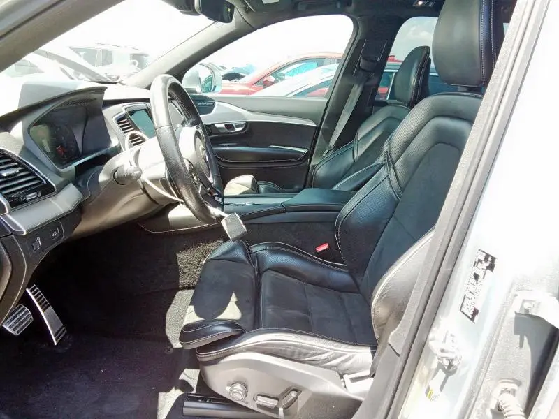 2018 VOLVO XC90 T6