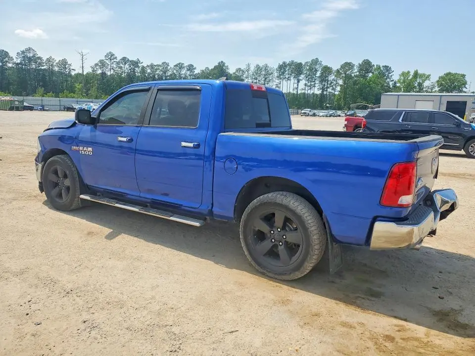 2016 RAM 1500 SLT  